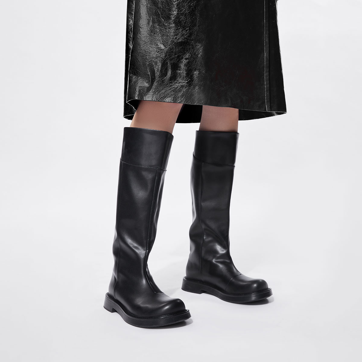 Shop (W) But PU Charles & Keith 'Patchwork British Knight' Tinggi CK1-90380139