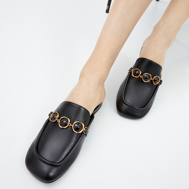 Shop (W) CHARLES & KEITH ビンテージチェーンミュール (黒) CK1-70920081_BLACK