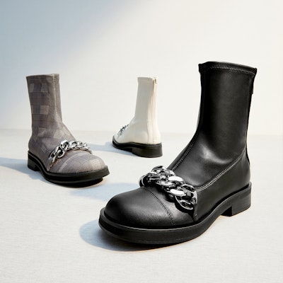 (Women) CHARLES & KEITH CHARLES&KEITH Chunky Chain Decor Platform Zip Booties 'Pink White' CK1-90900097_CHALK Shop (Women) CHARLES & KEITH CHARLES&KEITH Chunky Chain Decor Platform Zip Booties 'Pink White' CK1-90900097_CHALK