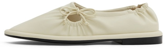 (Women) CHARLES & KEITH CHARLES&KEITH Flat 'Pink White Bow' CK1-70900328_CHALK (Women) CHARLES & KEITH CHARLES&KEITH Flat 'Pink White Bow' CK1-70900328_CHALK