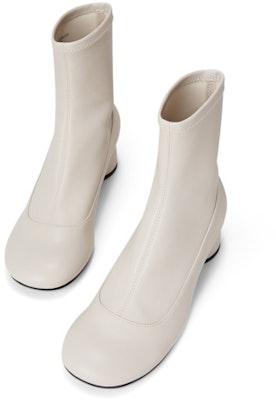(Women) CHARLES & KEITH CHARLES&KEITH Retro Simple Round Toe Chunky Heel Booties 'Black' CK1-90280042 1