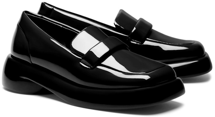 (W) CHARLES & KEITH Loafer Platform 'Hitam Mengkilap' CK1-70360142 Order (W) CHARLES & KEITH Loafer Platform 'Hitam Mengkilap' CK1-70360142