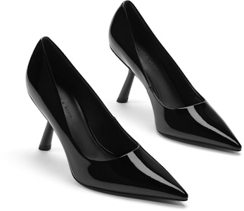 (W) CHARLES & KEITH 尖头漆皮细高跟鞋 '圣诞系列' CK1-60280417 Lookbook (W) CHARLES & KEITH 尖头漆皮细高跟鞋 '圣诞系列' CK1-60280417