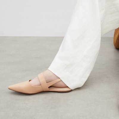 (Women) CHARLES & KEITH PU 'Fashionable Versatile Slides' CK1-70380974 Cheap (Women) CHARLES & KEITH PU 'Fashionable Versatile Slides' CK1-70380974
