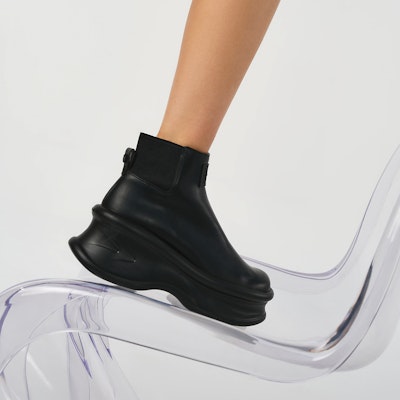(W) CHARLES & KEITH PU Platform Boots 'Gaya Manis Ramping' untuk Wanita CK1-90580160 Shop (W) CHARLES & KEITH PU Platform Boots 'Gaya Manis Ramping' untuk Wanita CK1-90580160
