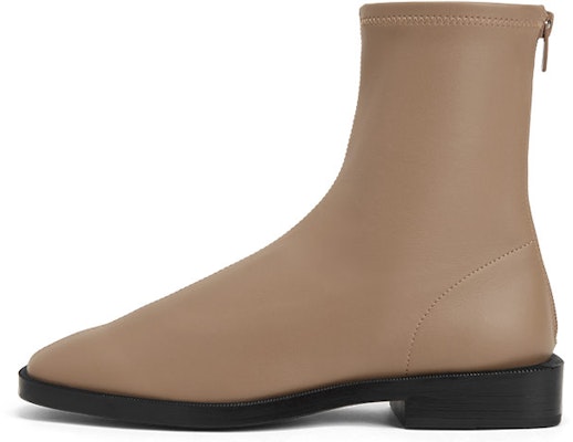 (W) CHARLES & KEITH PU Sepatu Boot Hitam Hak Rendah Jempol Kotak Retro dengan Resleting CK1-90900090 2