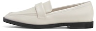 Buy (W) CHARLES & KEITH Kasut Hujung Petak Tumit Rendah 'Retro Kasual' CK1-70380965