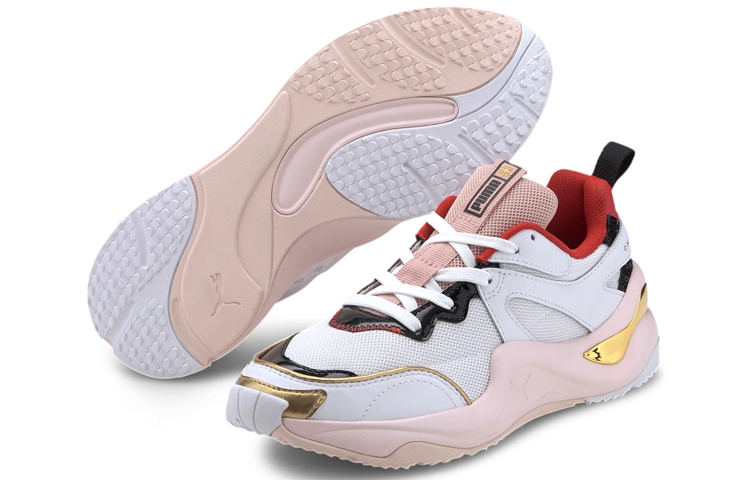 Shop （女性）Charlotte Olympia x Puma Rise '白色' 372860-01