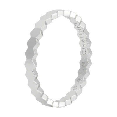 (Women) Chaumet Bee My Love 18K White Gold Honeycomb Ring 2.5mm for Women. 081930