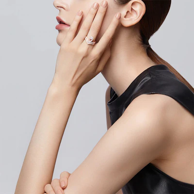 (W) Anillo Gota Diamantes Chaumet en Oro Rosa de 18K para Mujer. 83511 Lookbook (W) Anillo Gota Diamantes Chaumet en Oro Rosa de 18K para Mujer. 83511