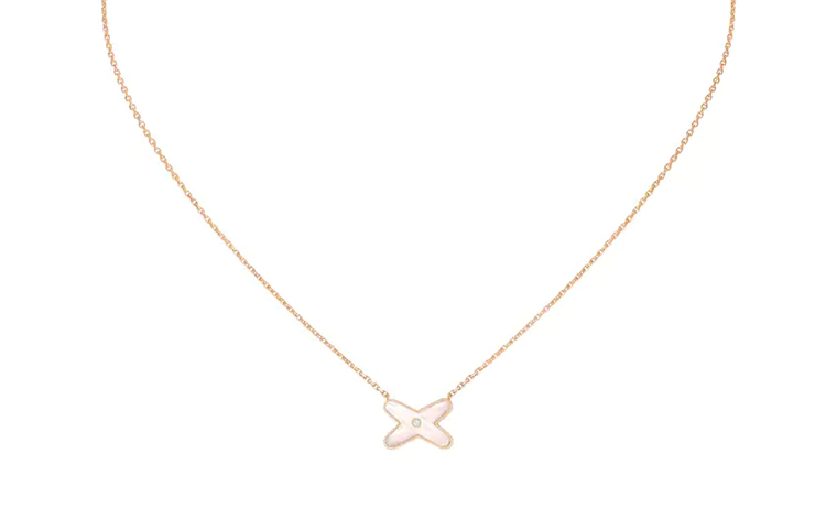 Order (W) Kalung Liontin Chaumet Liens Harmony dengan Mutiara untuk Wanita. 82930