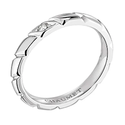 (Women) Chaumet TORSADE Platinum Diamond Ring for Women - Silver. 082721