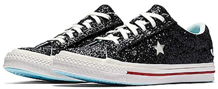 (W) Chiara Ferragni x Converse One Star Low Top 'Glitter' Wanita 562024C Order (W) Chiara Ferragni x Converse One Star Low Top 'Glitter' Wanita 562024C