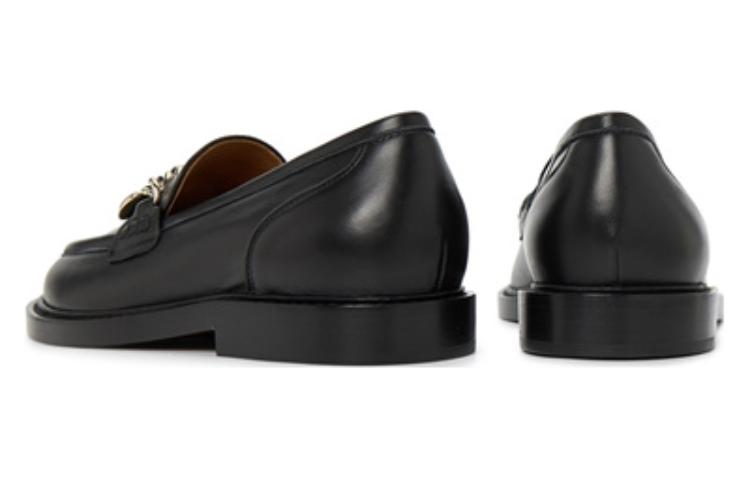 Shop (W) Chloé 黑色皮革便鞋 CHC22W743AV001