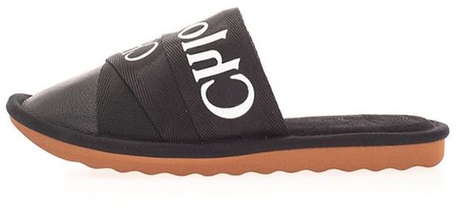 (W) 끌로에 블랙 패션 슬립온 스니커즈 (Kkeulloe Beullaek Paesyeon Seulripon Seunikkeojeu) CHC21A489R4-001 Buy (W) 끌로에 블랙 패션 슬립온 스니커즈 (Kkeulloe Beullaek Paesyeon Seulripon Seunikkeojeu) CHC21A489R4-001