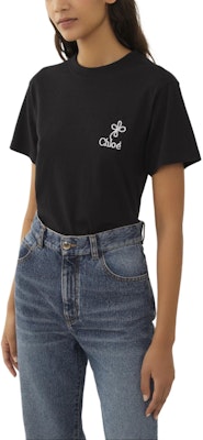 (W) Chloe Baju T Hitam Leher Bulat Cetakan Logo Lengan Pendek. CHC24UJH01184-001 Purchase (W) Chloe Baju T Hitam Leher Bulat Cetakan Logo Lengan Pendek. CHC24UJH01184-001