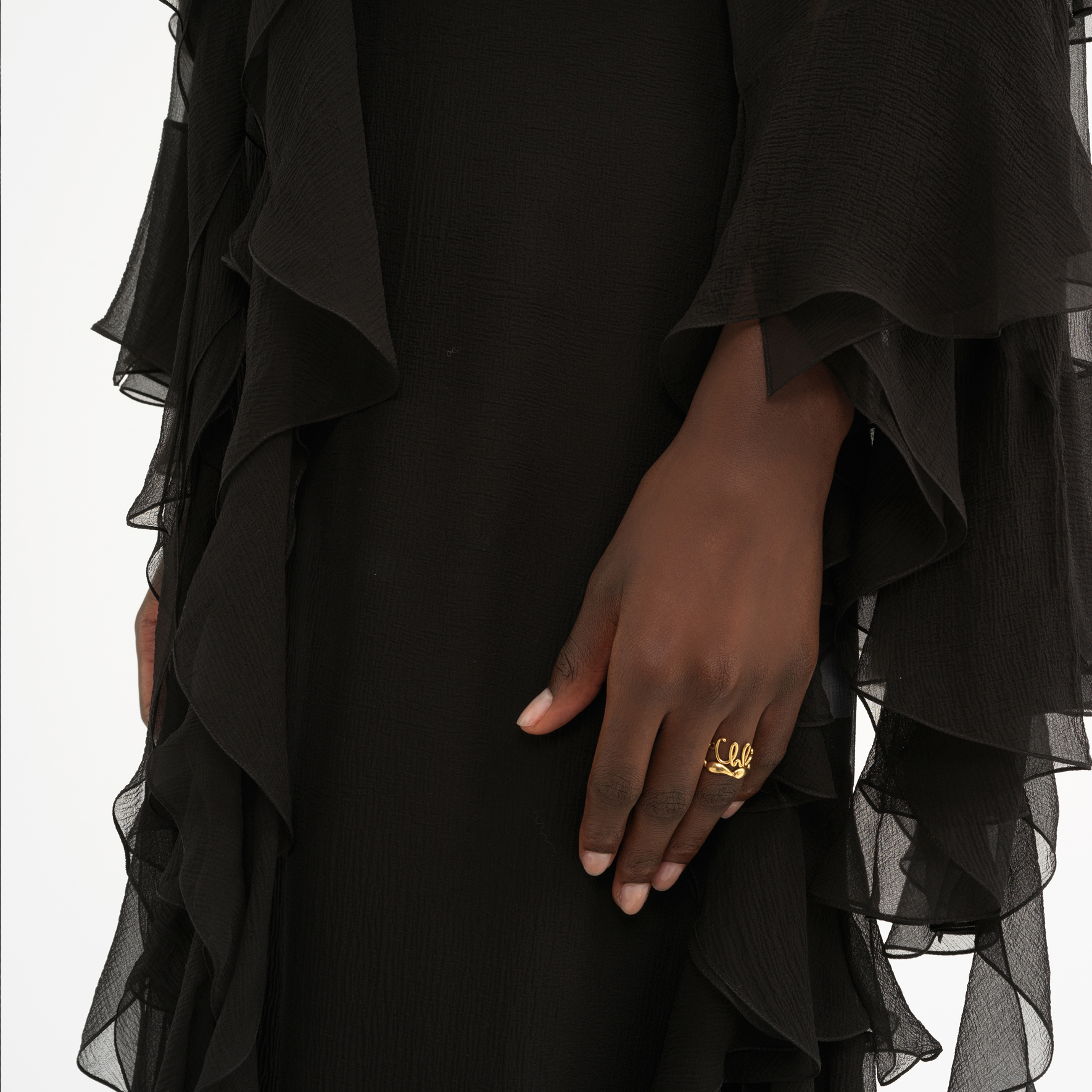 Details for (W) クロエ ブラック Vネック フリル 長袖ワンピース FW24 CH24ARO50001-001