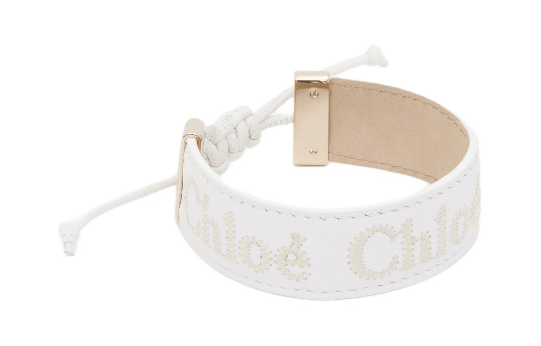 Order (W) Gelang Kulit Wanita Chloe Alphabet Logo Putih Besi. CHC23UFB19CHO101