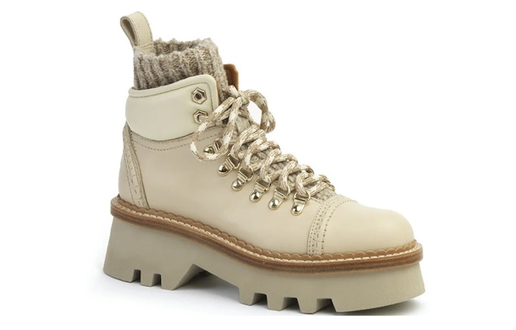 Shop (W) 끌로에 베이지 가죽 레이스업 앵클부츠 CHC23S748BI00L