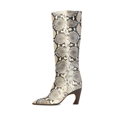 (W) Chloe Oli Leather CMFT Pointed High Boot 'Beige'