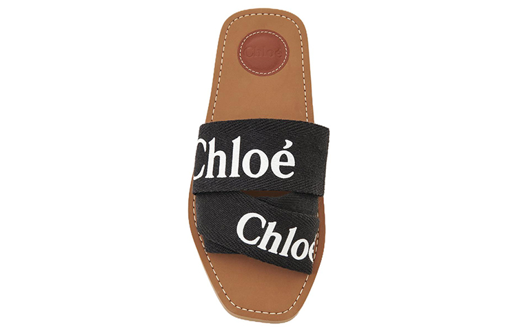 Shop (W) 끌로에 우디 캔버스 블랙 오픈토 플랫 샌들 CHC19U18808001