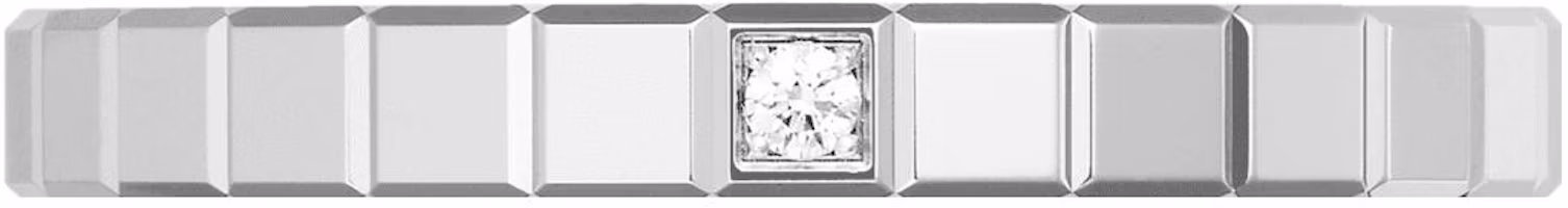 Lookbook (Women) Chopard ICE CUBE Series Minimalist Silver Ring for Women. 827702-1229