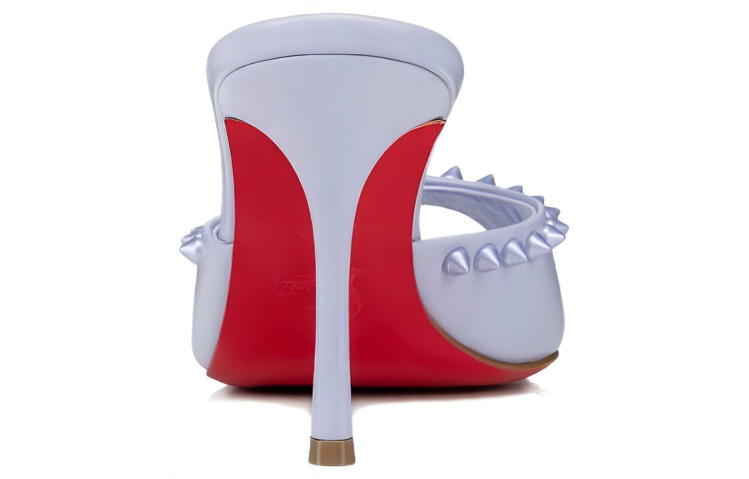 Lookbook CL路鉑廷 皮革 時尚鉚釘細高跟魚嘴 一字拖鞋 8.5cm 女款 淺藍