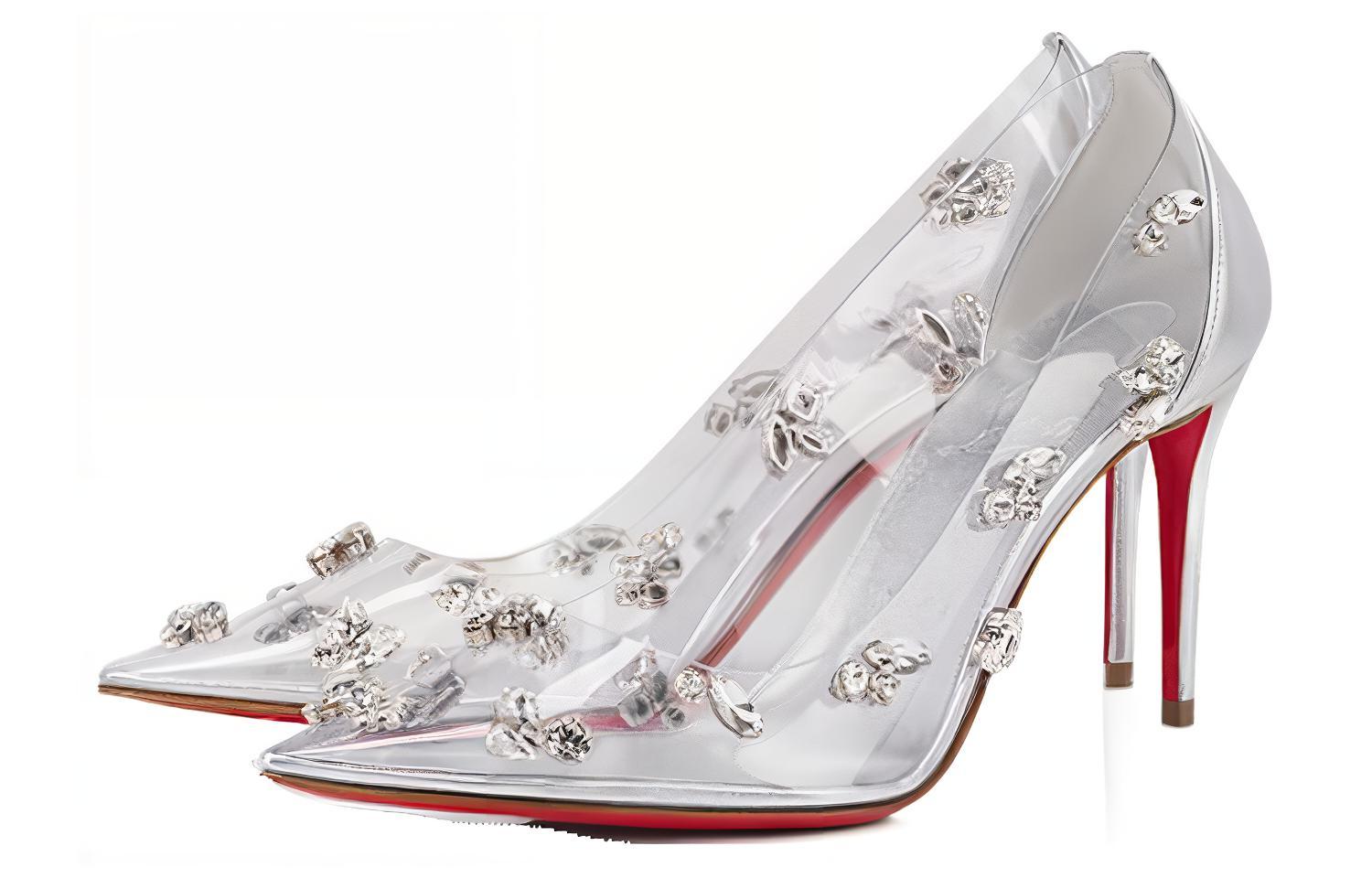 Order CL路鉑廷 Degraqueenie PVC 尖頭套穿 細跟 高筒鞋 8.5cm 女款 銀色