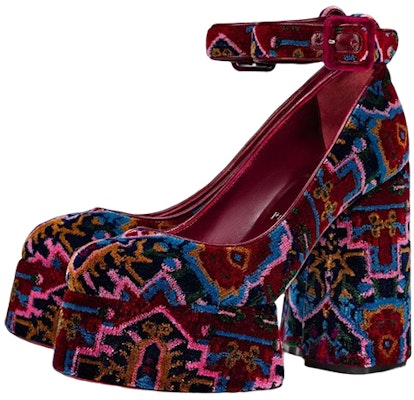 (W) Christian Louboutin 彩色饰扣草编坡跟鞋 3221171T701 Lookbook (W) Christian Louboutin 彩色饰扣草编坡跟鞋 3221171T701
