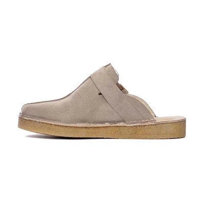 (W) Clarks Originals Trek Mule Sand Suede