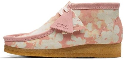 (Women) Clarks Originals Wallabee Boot Pink Floral 26166096 (Women) Clarks Originals Wallabee Boot Pink Floral 26166096