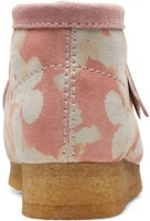 (女款)Clarks Originals Wallabee 花卉粉色靴 26166096 Lookbook (女款)Clarks Originals Wallabee 花卉粉色靴 26166096
