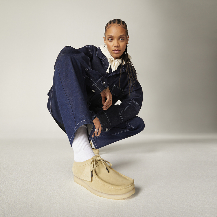 Details for (W) 클락스 오리지널스 왈라비 부츠 ''베이지'' 261555454