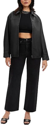 (W) COACH 黑色皮革外套 SS24,配拉鍊與尖領設計。 CQ829-BLK Lookbook (W) COACH 黑色皮革外套 SS24,配拉鍊與尖領設計。 CQ829-BLK