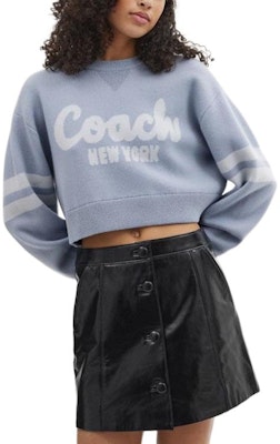 (W) 코치 블루 레터 스트라이프 크롭 스웨터 긴팔. CN488-BLU Lookbook (W) 코치 블루 레터 스트라이프 크롭 스웨터 긴팔. CN488-BLU