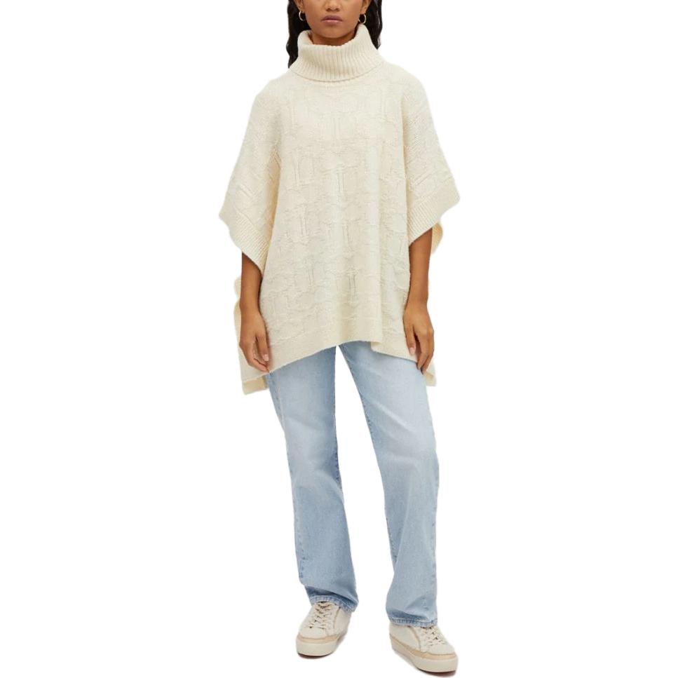 Lookbook (W) COACH Ponco Kasual Rajut High-Neck Warna Putih. CL285-IVO