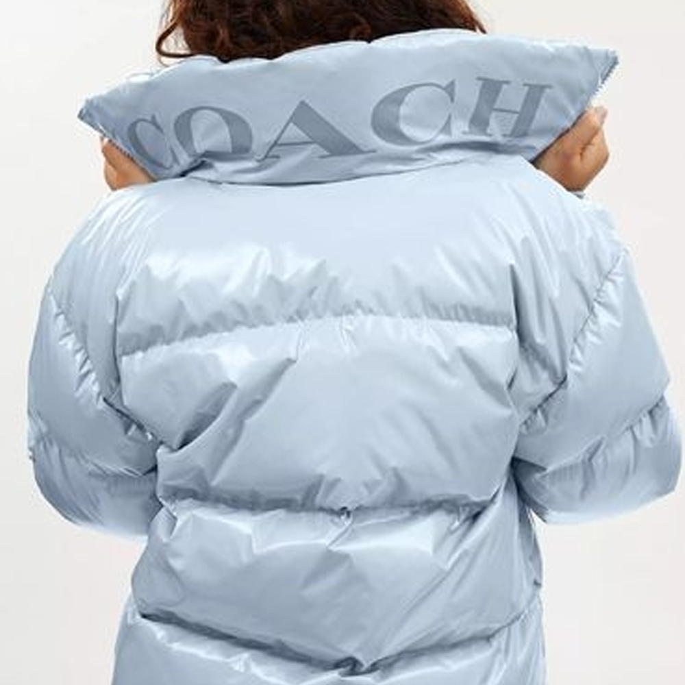 Purchase (Women) COACH  Light Blue Puffer Jacket with Zipper and Collar. CM607-LBL