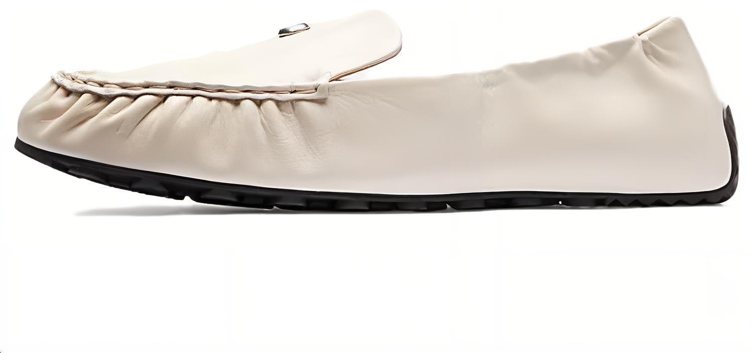 women-coach-comfort-loafer-white-cp-918-chk