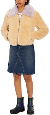 (W) COACH FW22 Jaket Kulit Pendek Kerah Bulu Warna-Warni - Kuning. CF032-UW2 Lookbook (W) COACH FW22 Jaket Kulit Pendek Kerah Bulu Warna-Warni - Kuning. CF032-UW2