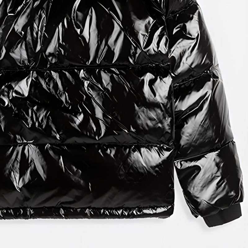 Sizing (W) COACH FW23 Jaket Hitam Berkilat Lengan Panjang. CM607-BLK