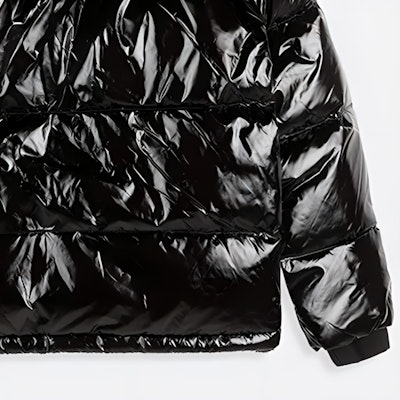 (W) COACH FW23 Jaket Hitam Berkilat Lengan Panjang. CM607-BLK Sizing (W) COACH FW23 Jaket Hitam Berkilat Lengan Panjang. CM607-BLK