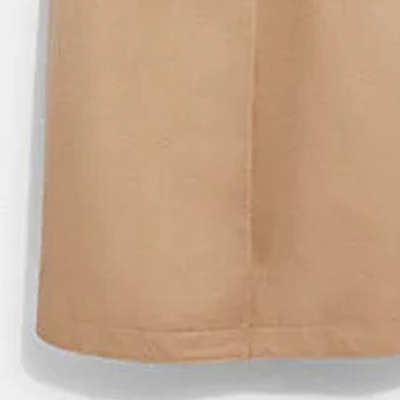 (W) Gabardina Mujer COACH FW23 con Detalle de Cierre Turn-lock - Caqui. CG057-EAL Sizing (W) Gabardina Mujer COACH FW23 con Detalle de Cierre Turn-lock - Caqui. CG057-EAL