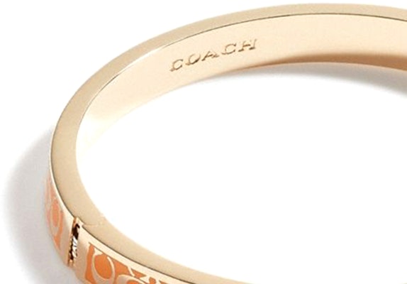 (W) 蔻驰经典印花黄铜手链 金色/黄色 CB451-CYQ Lookbook (W) 蔻驰经典印花黄铜手链 金色/黄色 CB451-CYQ