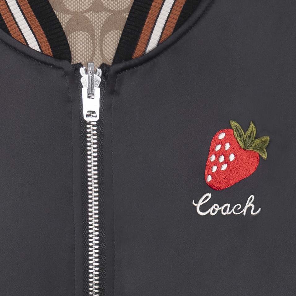 (Women) COACH SS23  Reversible Strawberry Embroidered Black Baseball Jacket CG460-BLK 圖 6