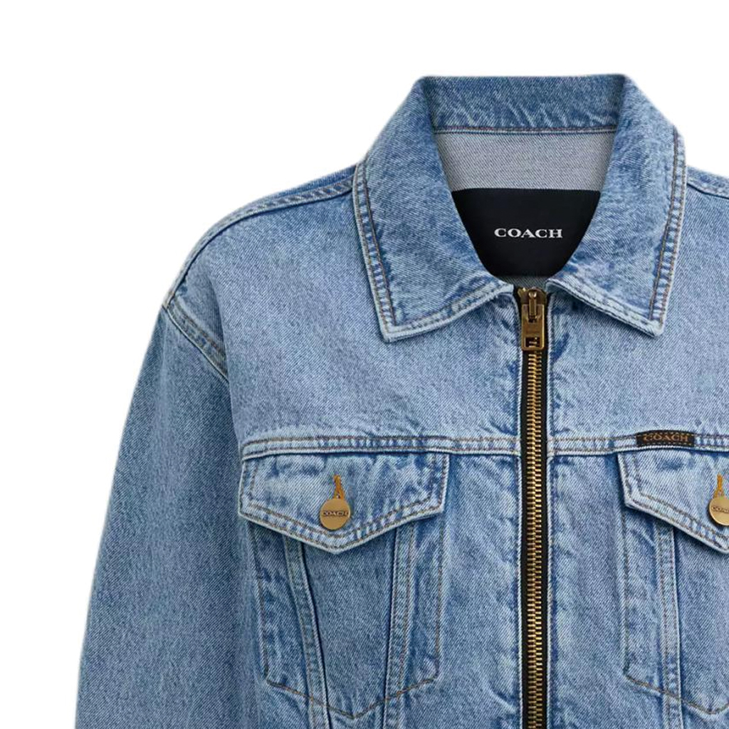Details for (W) コーチ SS24 ブルーロゴパッチ デニムジャケット 長袖 ジッパー付き. CS109-BLU