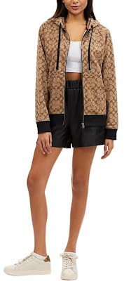 (W) 蔻驰 SS24 字母抽绳拉链休闲连帽衫 卡其色. CR040-E7V Lookbook (W) 蔻驰 SS24 字母抽绳拉链休闲连帽衫 卡其色. CR040-E7V