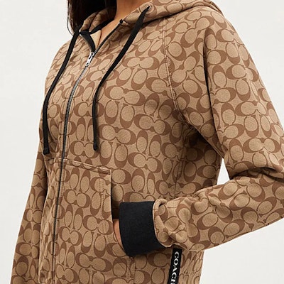 (W) 蔻驰 SS24 字母抽绳拉链休闲连帽衫 卡其色. CR040-E7V Purchase (W) 蔻驰 SS24 字母抽绳拉链休闲连帽衫 卡其色. CR040-E7V