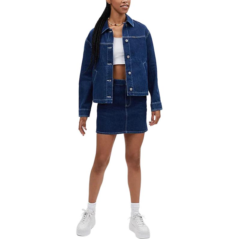 Lookbook (W) COACH SS24 藍色單排扣Logo補丁牛仔外套 CT235-DDE