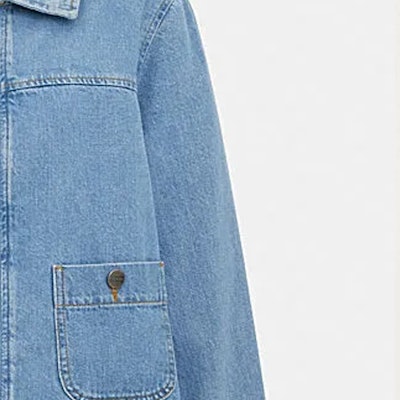 (W) 蔻驰 SS24 标志拉链口袋牛仔夹克 浅色洗长袖外套. CO849-P9J Sizing (W) 蔻驰 SS24 标志拉链口袋牛仔夹克 浅色洗长袖外套. CO849-P9J