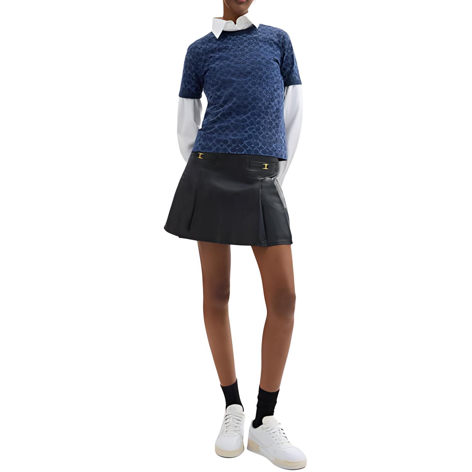 Lookbook (Women) COACH SS25 Classic Trim Logo T-Shirt  Regular Fit - Blue. CZ729-OYG